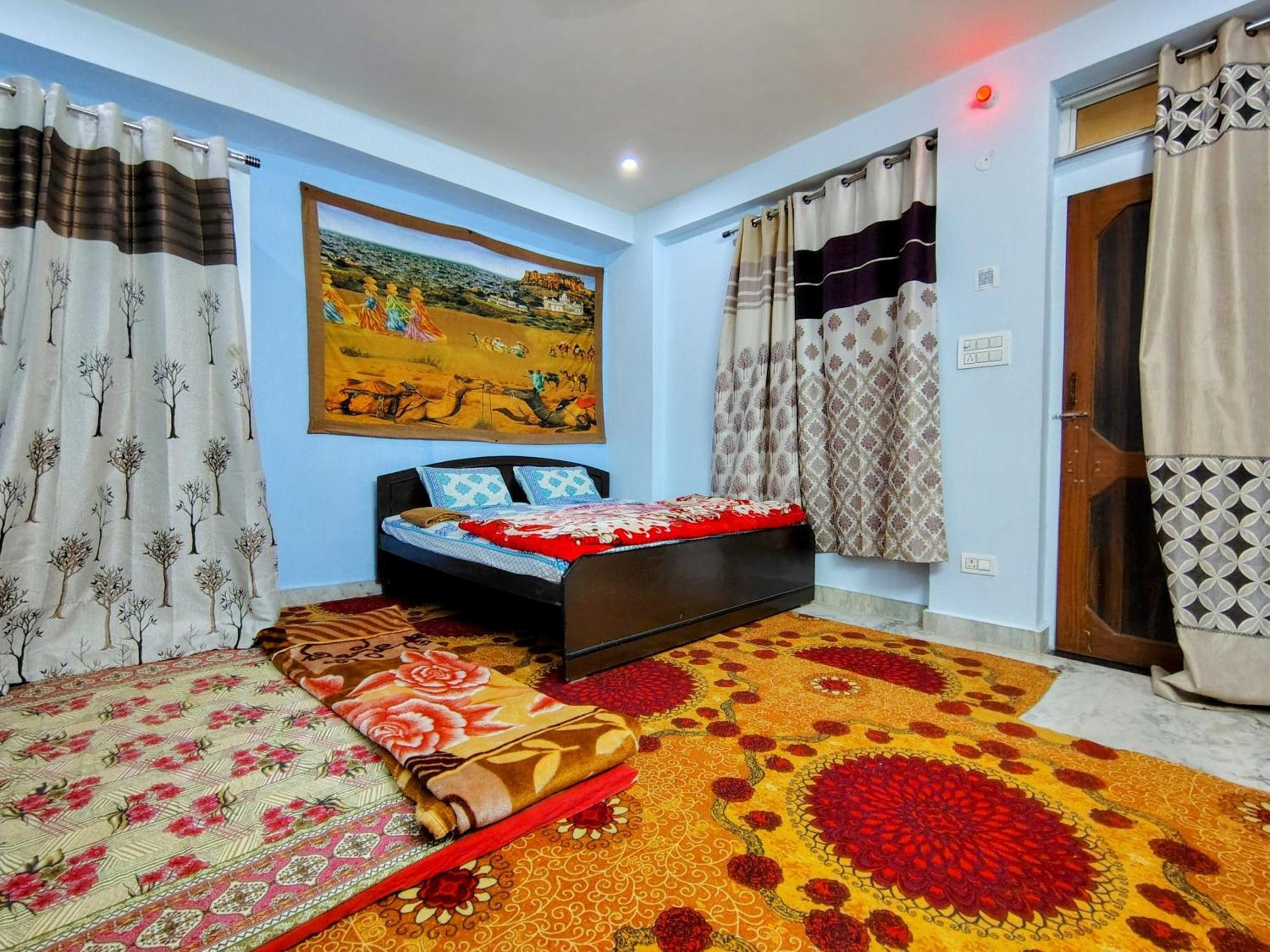 Ali Baba Hostel Джапур Экстерьер фото
